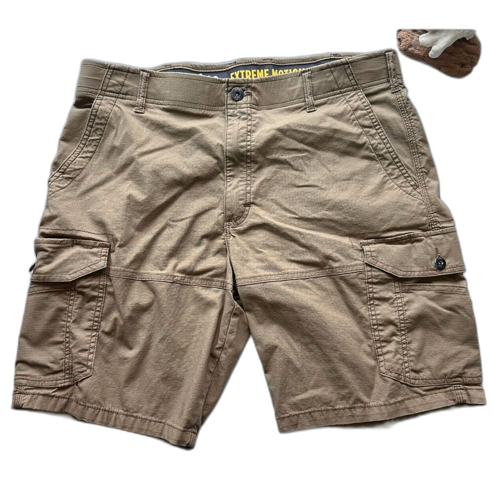 Lee Extreme Motion Cargo Shorts Men’s Size 36
